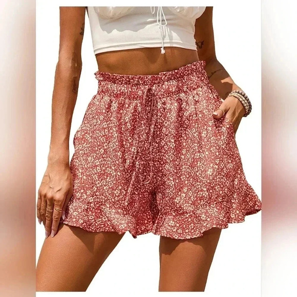 btfbm Pants - Womens elastic floral print shorts nwt size small